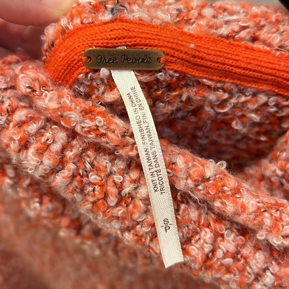 Free People Sweater - Picture 2 of 3